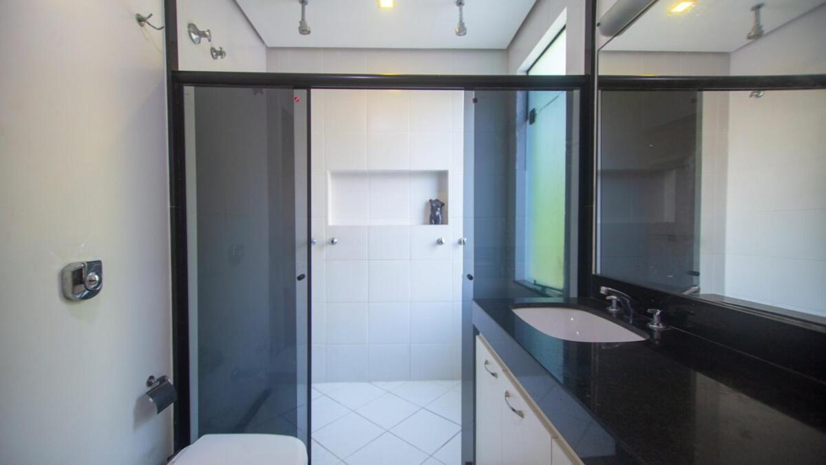 Holiday home Island Refuge - 6 Suites, Swimming Pool & Bbq *