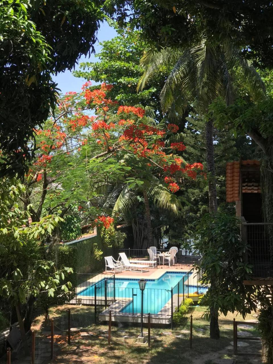 Island Refuge - 6 Suites, Swimming Pool & Bbq